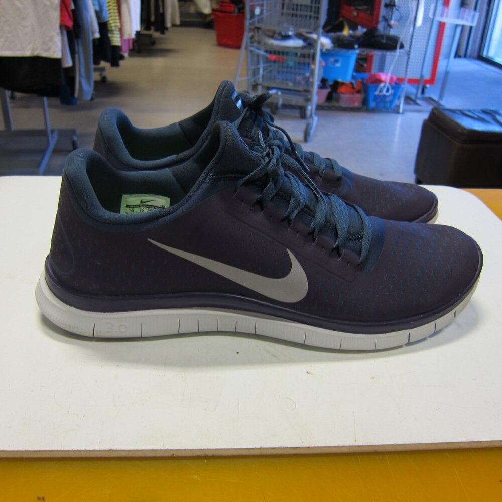 Nike Free Run 3.0 Men's 13 Plum/Navy Blue/White Shoe's 511457-504 - Picture 4 of 9
